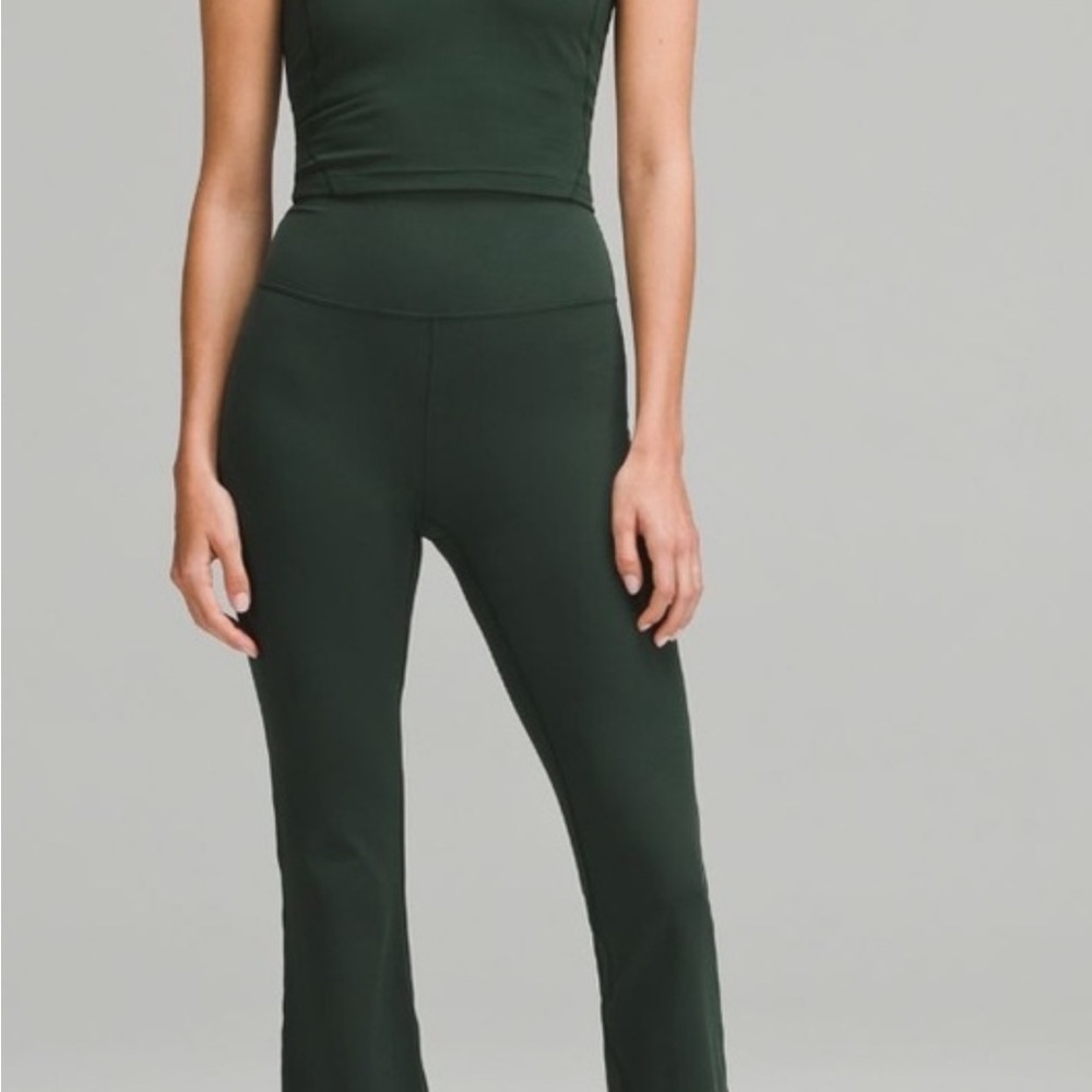 High-Waisted Flare Active Pants - Dark Green